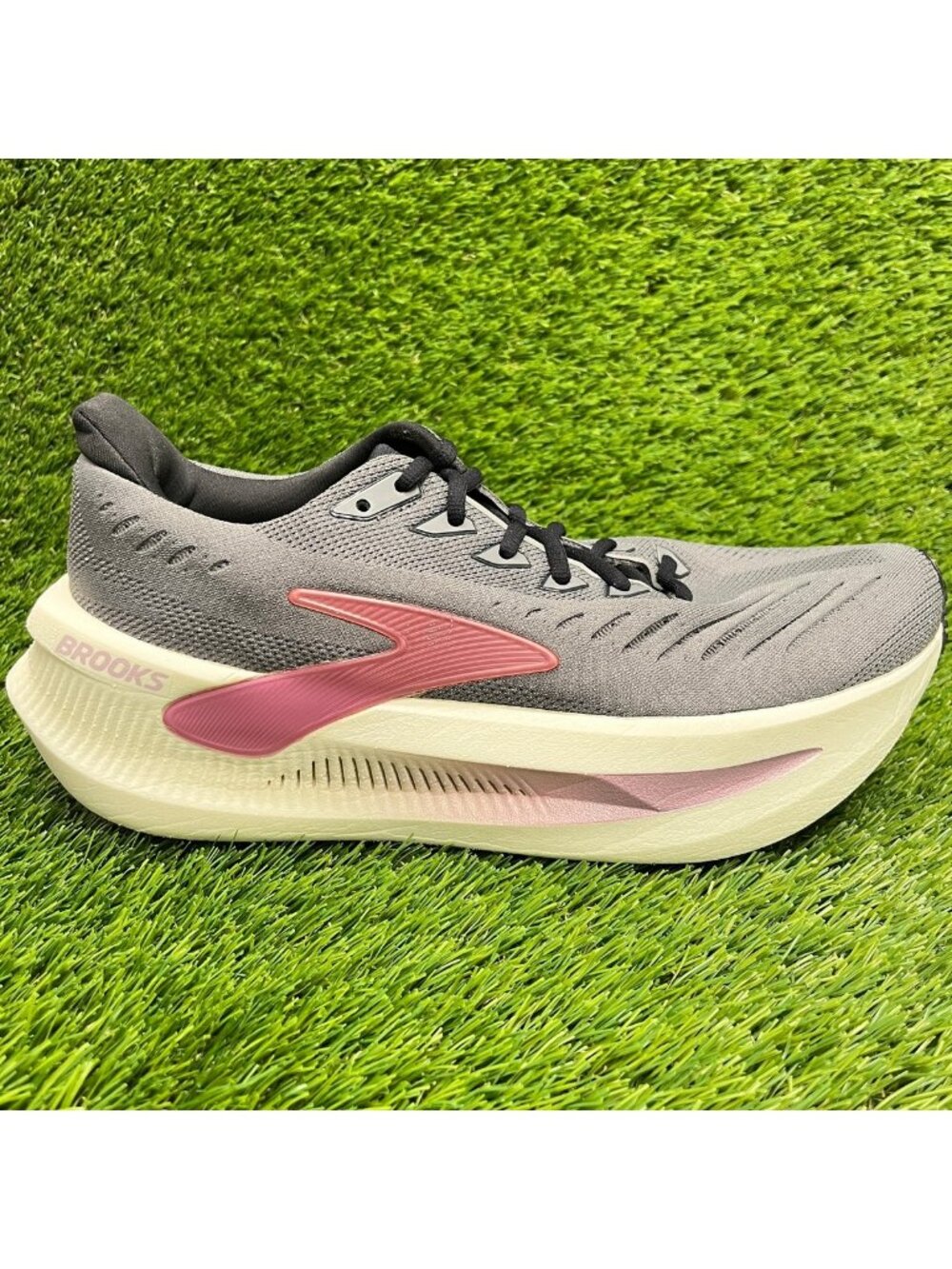Brooks Glycerin Max 2 Womens Size 10.5 Gray Pink Athletic Running Shoes Sneakers